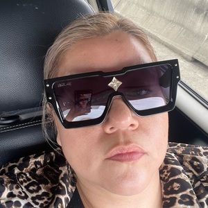 Luxury women’s sunglasses